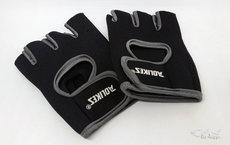Guantes con dedos descubiertos